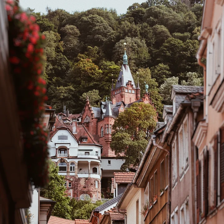Heidelberg castle street view without sharpening
